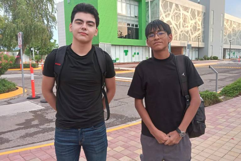 Regresan alumnos de Tecmilenio a nuevo ciclo escolar