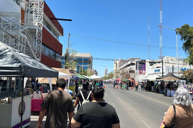 Con Megabazar en la avenida principal de Culiacán, comerciantes buscan reconstruir la economía local