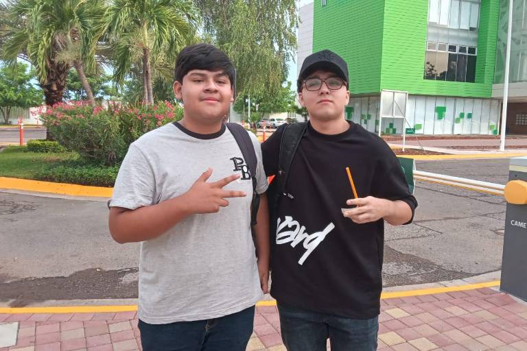 Regresan alumnos de Tecmilenio a nuevo ciclo escolar