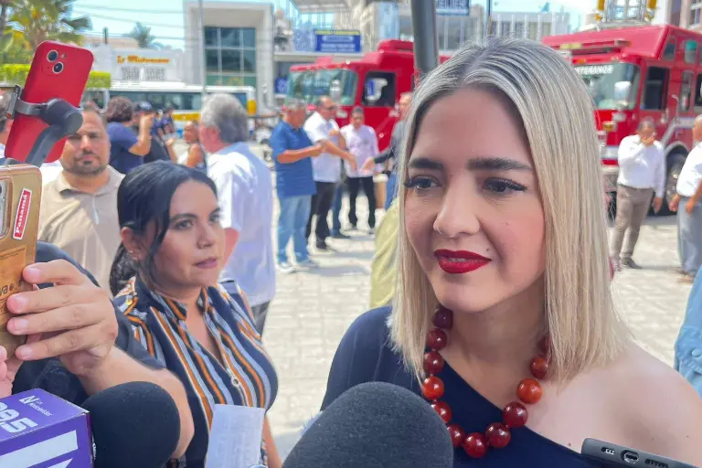 La Alcaldesa de Mazatlán Estrella Palacios Domínguez afirmó que se está reforzando la seguridad en zonas donde se presentan hechos delictivos.