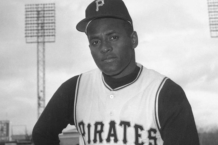 Piratas pondrán otra vez el 21 de Roberto Clemente en la pared del PNC Park