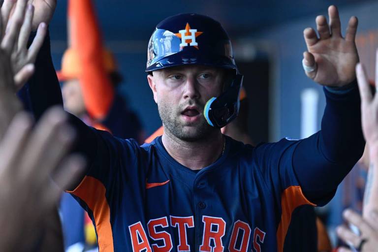 Christian Walker no tiene distensión y volverá a la acción gradualmente con Astros