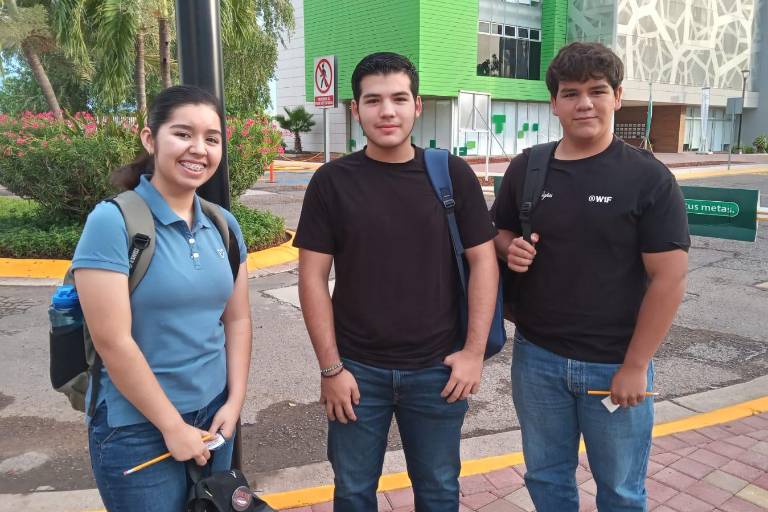Regresan alumnos de Tecmilenio a nuevo ciclo escolar