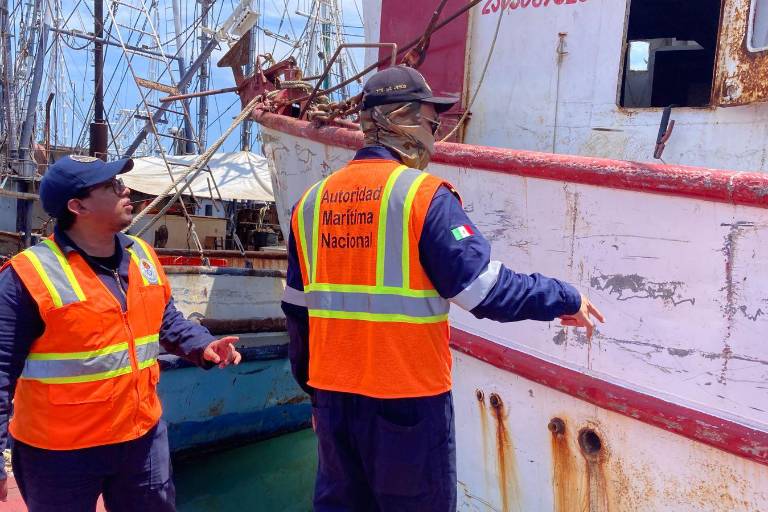 Trabajos de reparaciones en barcos del muelle del Parque Bonfil, podría provocar accidentes: Capitán de Puerto