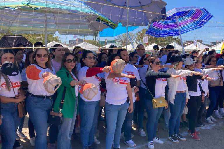 Acoge Mazatlán al voleibol magisterial