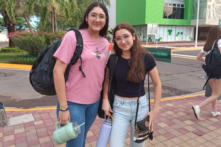 Regresan alumnos de Tecmilenio a nuevo ciclo escolar