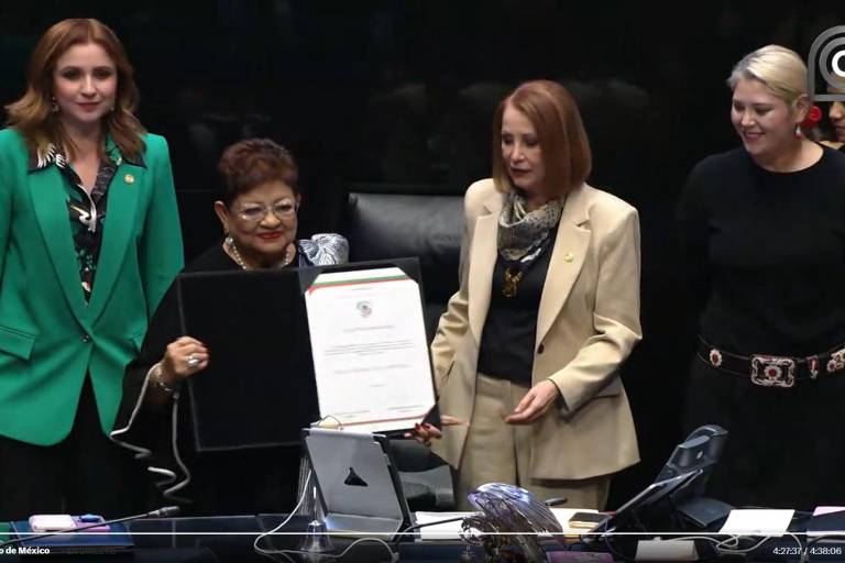 Senado confirma a Ernestina Godoy como titular de la FGR