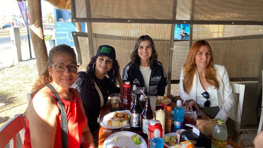 Estoy contenta por mi hijo, aunque no lo vi pelear: Mamá de Marco Verde