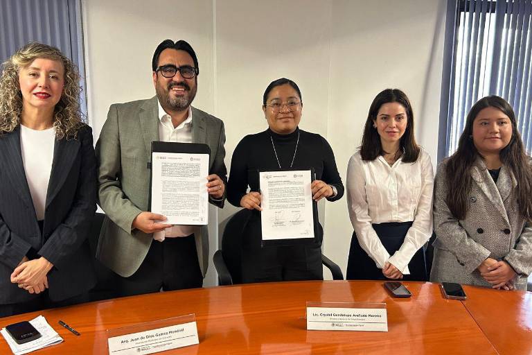Alcalde de Culiacán firma convenio con Gobierno de México para transformación digital