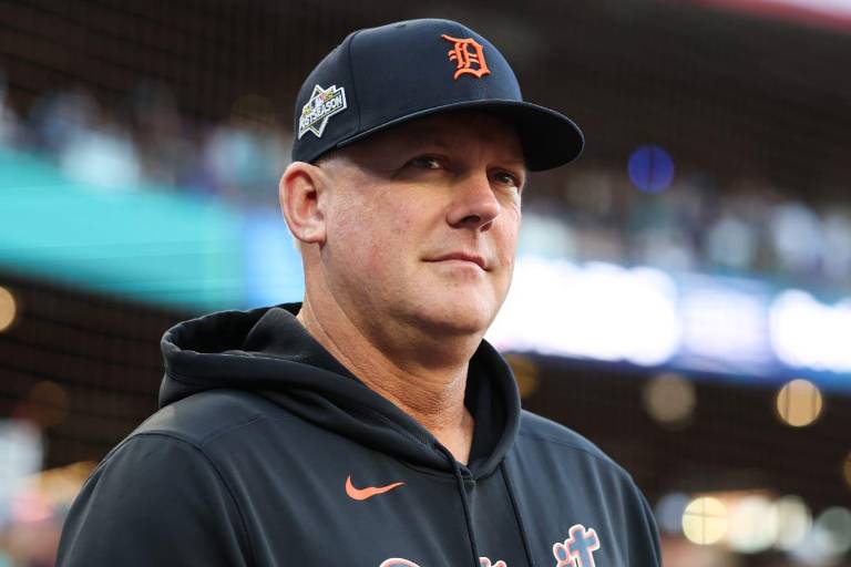 Tigres le otorgaron extensión de contrato al dirigente A.J. Hinch