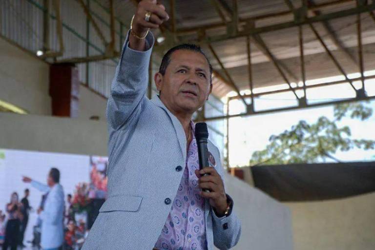 Detienen a ex candidato a gobernador, por su presunta implicación en desaparición de los 43 de Ayotzinapa