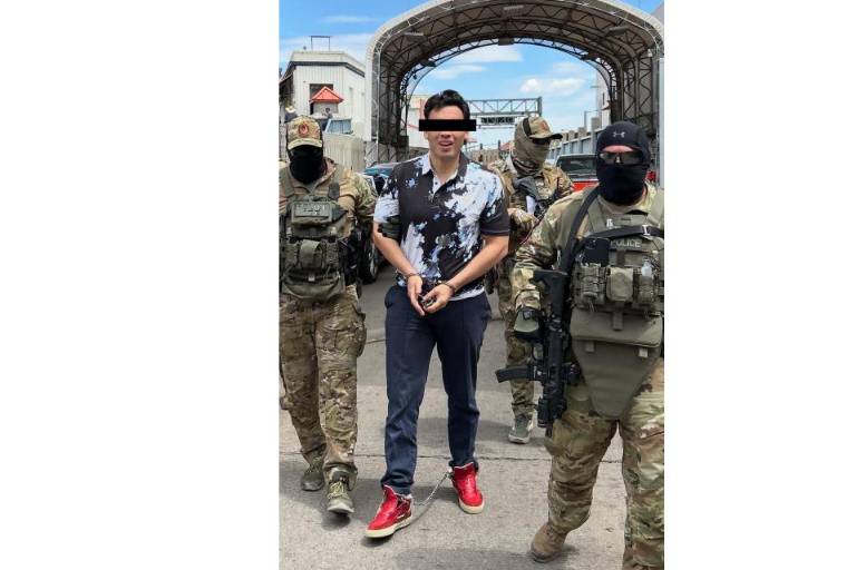 EU entrega a Julio César Chávez Jr. a México