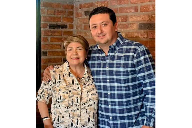 Presenta Alcaldesa electa de Guasave a Feliciano Valle como próximo Secretario del Ayuntamiento