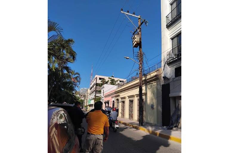 Truena transformador cerca de donde inició el Operativo de del Buen Fin en Mazatlán