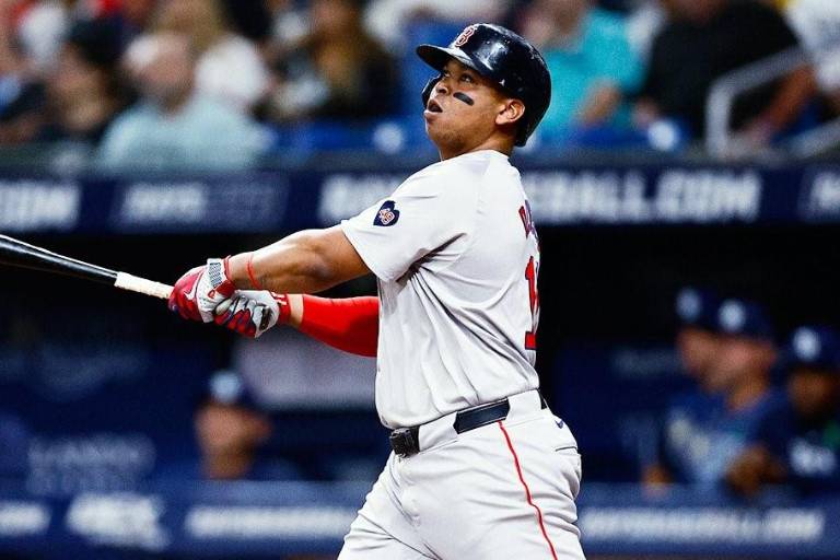 Rafael Devers fija récord para Boston al dar jonrón por sexto juego seguido