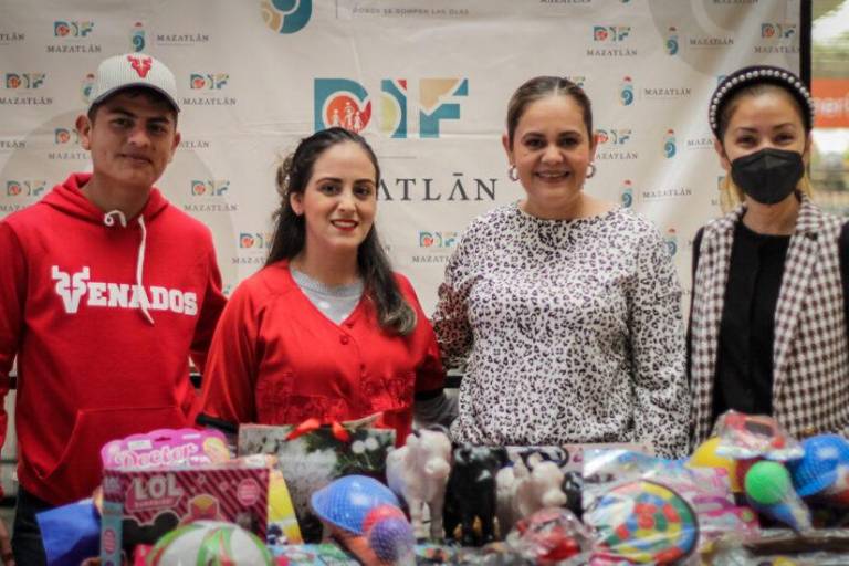 Venados de Mazatlán se suma a campaña ‘Un Juguete por Sonrisas’