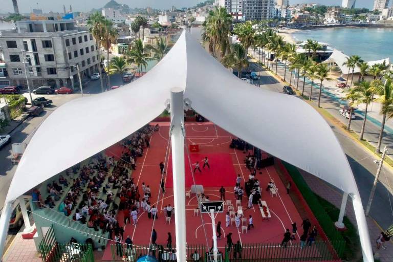 Entregan rehabilitación de la velaria del Parque Martiniano Carvajal, en Mazatlán