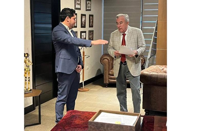 Rocha Moya hace cambio en su gabinete; nombra a nuevo Secretario de Obras