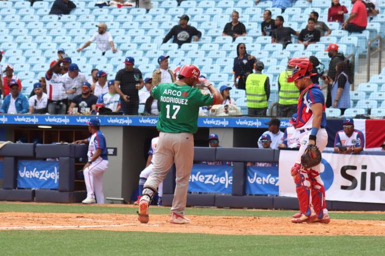 Cañeros de Los Mochis remonta y vence a Tigres del Licey en Serie del Caribe