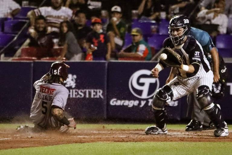 Tomateros de Culiacán saca el de la honra en Monterrey