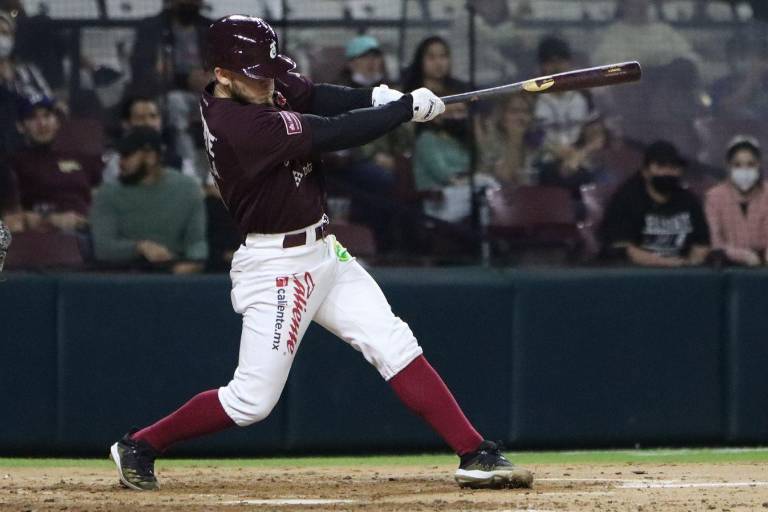 En la casa guinda se vive la pasión del beisbol en la Serie Final