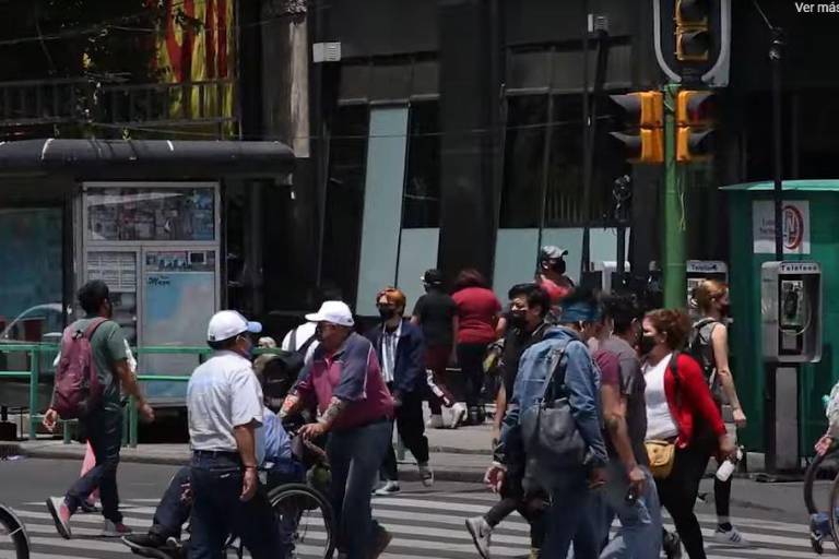 México revive en partes: Campo e Industria van; servicios no tanto