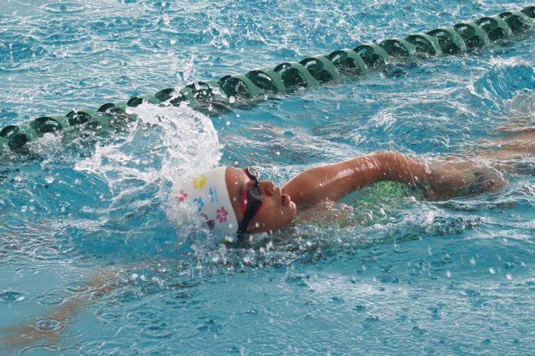 Clasifican 26 nadadores en la segunda jornada de la Eliminatoria Municipal