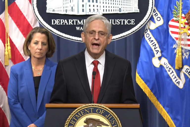 ‘Desbaratar’ cárteles mexicanos es urgente: Fiscal de EU