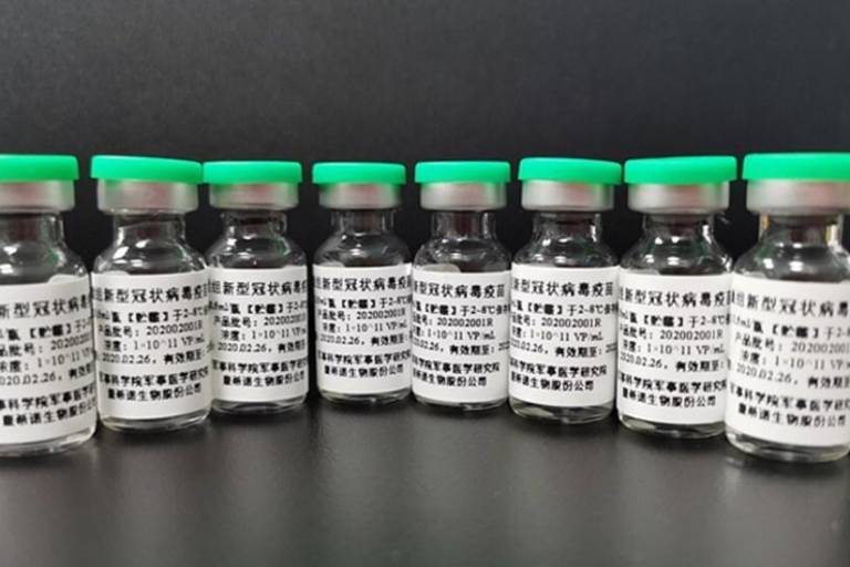 CanSino recomienda aplicar refuerzo de su vacuna contra el Covid, que se puso a maestros, tras seis meses de la primera dosis