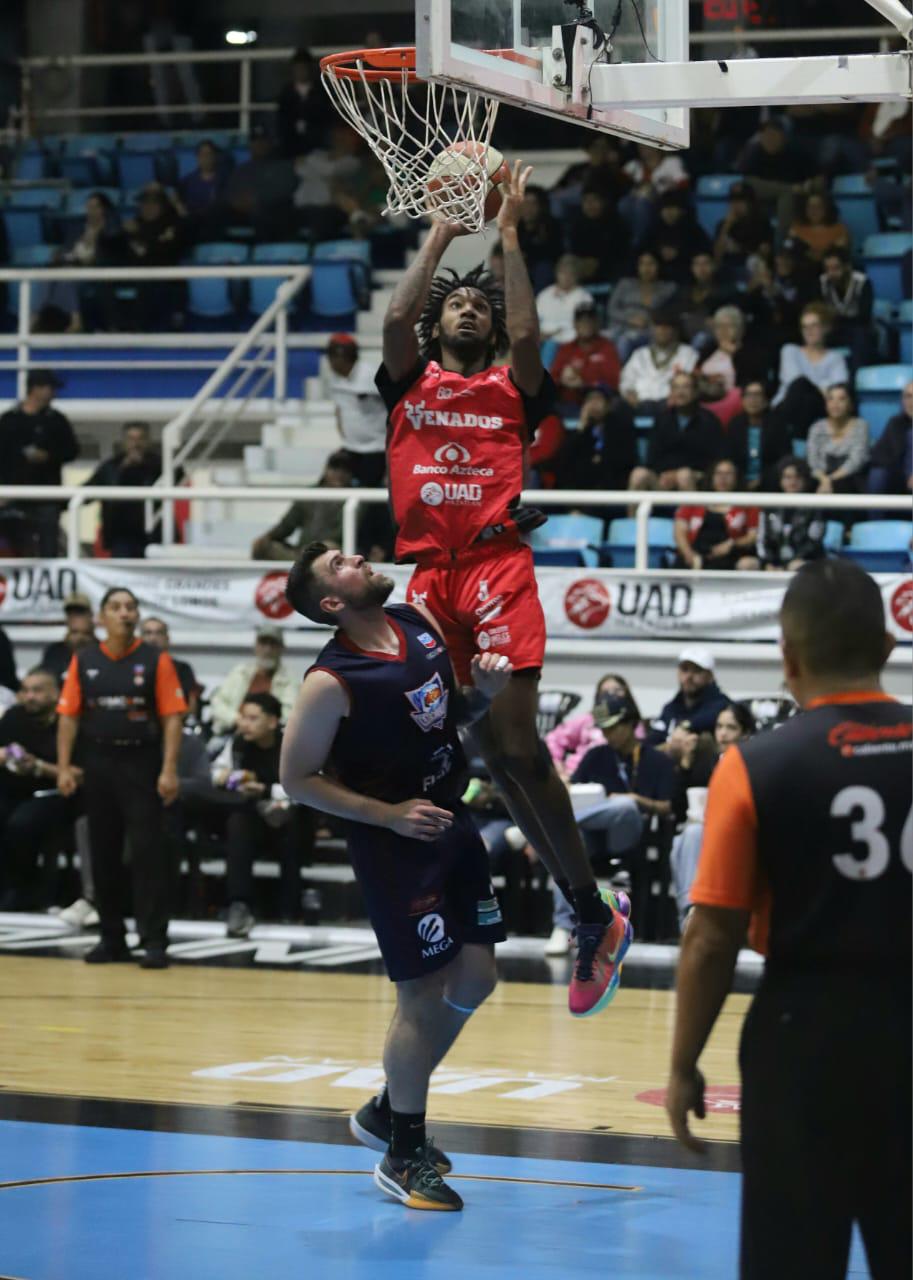 $!¡Por fin llega el primer triunfo en casa para Venados Basketball!