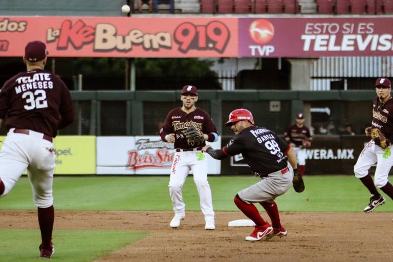 Francisco Lugo vuelve a darle el triunfo a Tomateros para quedarse con la serie ante Venados