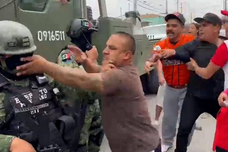 FGR acusa a 4 militares del asesinato de 5 jóvenes de Nuevo Laredo