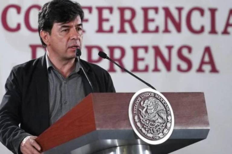 Defiende López Obrador a Jesús Ramírez de acusación de Salinas Pliego