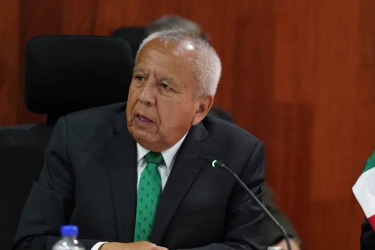 FGR imputa a Francisco Garduño el delito de ejercicio ilícito del servicio público