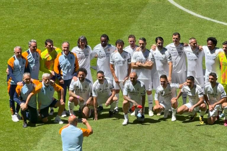 Leyendas del Real Madrid superan a las del Barcelona en penales, en Toluca