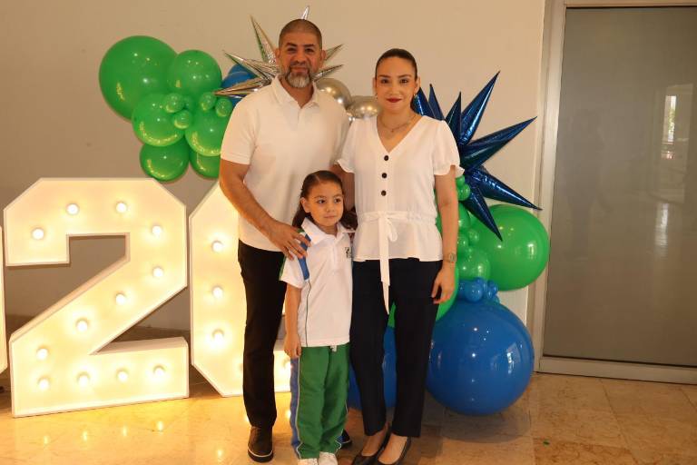 Celebran su graduación los pequeños de preescolar del Instituto Senda