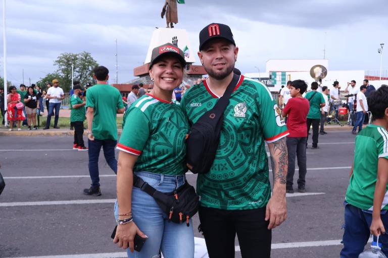 Arman la fiesta en ‘La Canasta’ en apoyo a la selección mexicana
