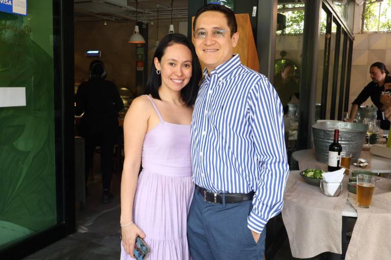 Celebran junto al chef Ignacio Osuna, el octavo aniversario del Villa Unión Brasa y Masa