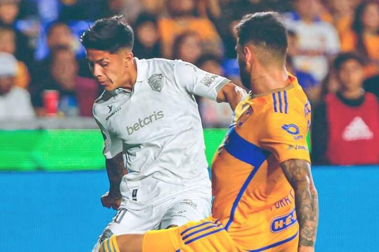 Gignac rescata a Tigres y le da triunfo ante Bravos