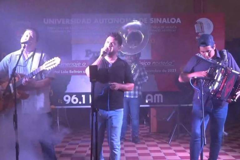 Ofrecen homenaje a los grandes de la música norteña en Radio Universidad