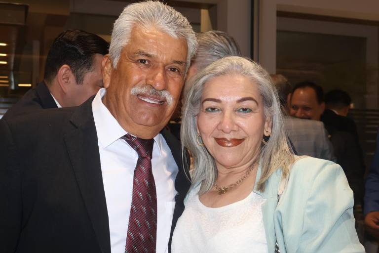 Rinde protesta la nueva mesa directiva del Club Rotario Culiacán Oriente