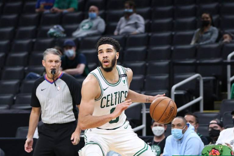 Noche de 50 puntos para Tatum y Celtics enfrentarán a Nets en Playoffs