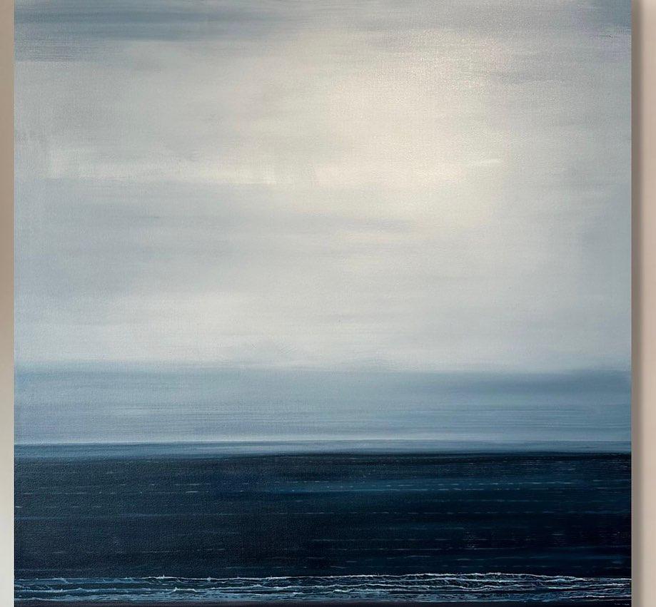 $!“Recuerdo Azul” Mixta sobre tela, se exhibe en la galería.