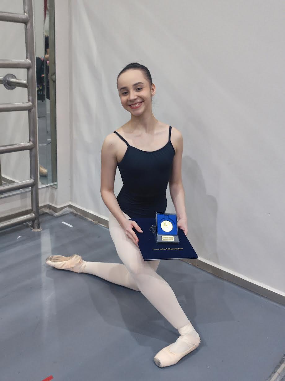 $!A sus 17 años, Aby cuenta con una importante trayectoria dentro de la danza clásica.