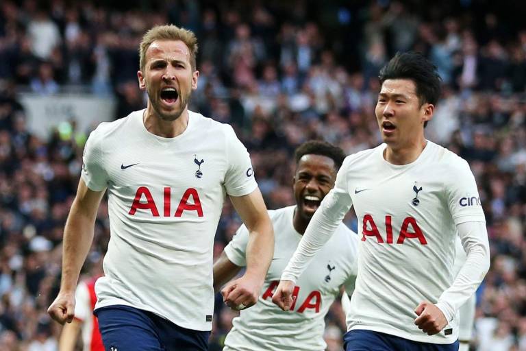 Tottenham anestesia 3-0 a Arsenal y aprieta lucha por meterse a la Champions