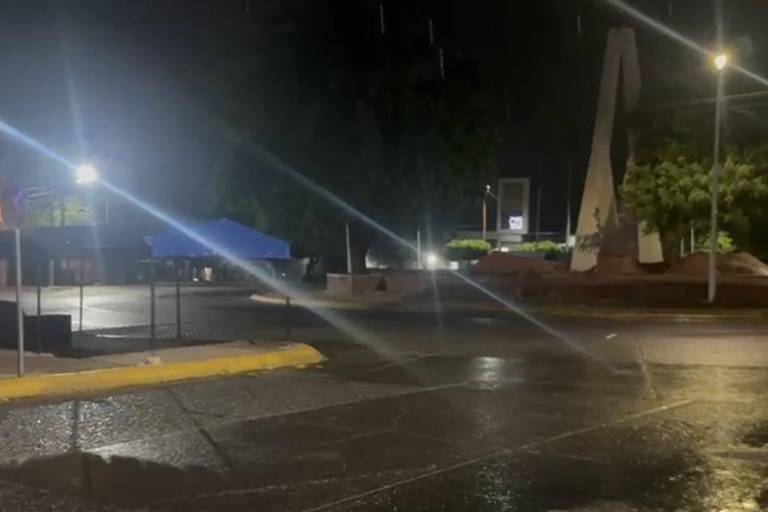 Las precipitaciones provocaron bajones de energía eléctrica en algunos de esos sectores.
