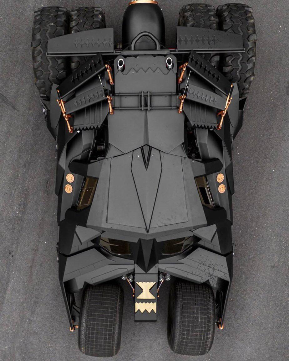 $!El Batimovil tuvo un precio de 1.5 millones de dólares.