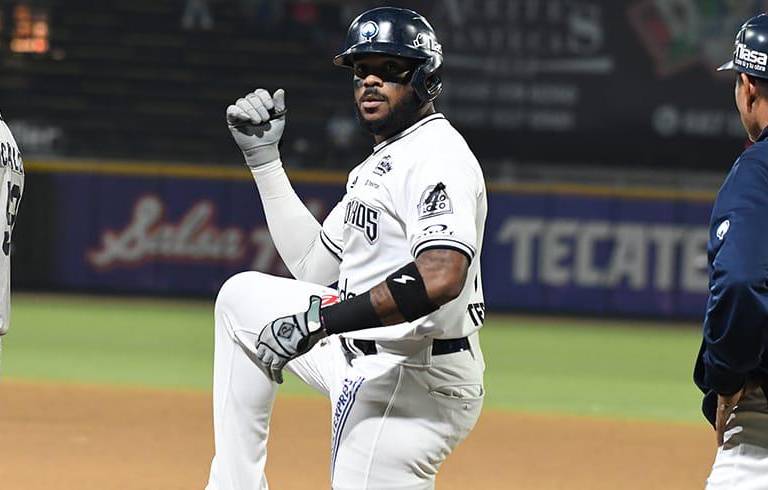 Blanqueada y serie para los Algodoneros