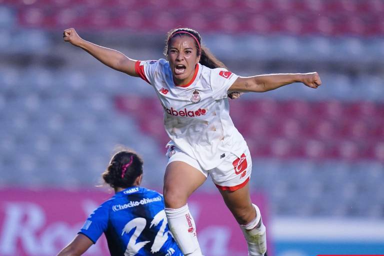 Cinthya Peraza da triunfo a Toluca en La Corregidora