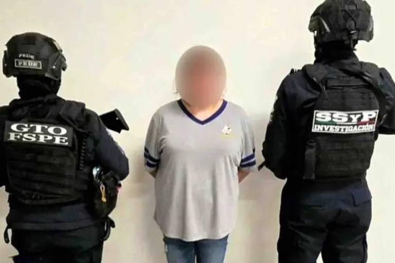 Detienen a operadora de ‘El Marro’; presuntamente involucrada en asesinato de candidata de Morena